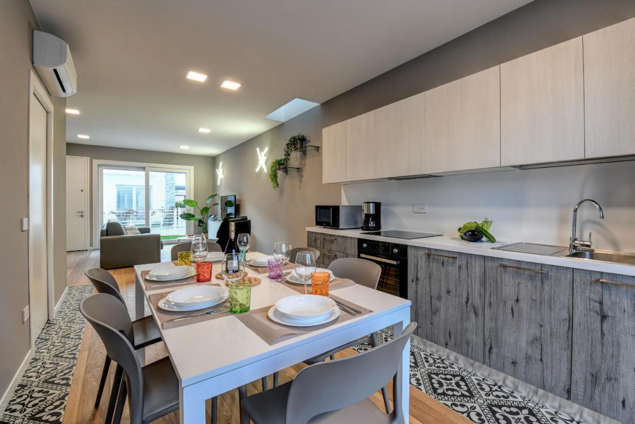 Villette Dolci Luxury Homes 페스키에라델가르다 외부 사진