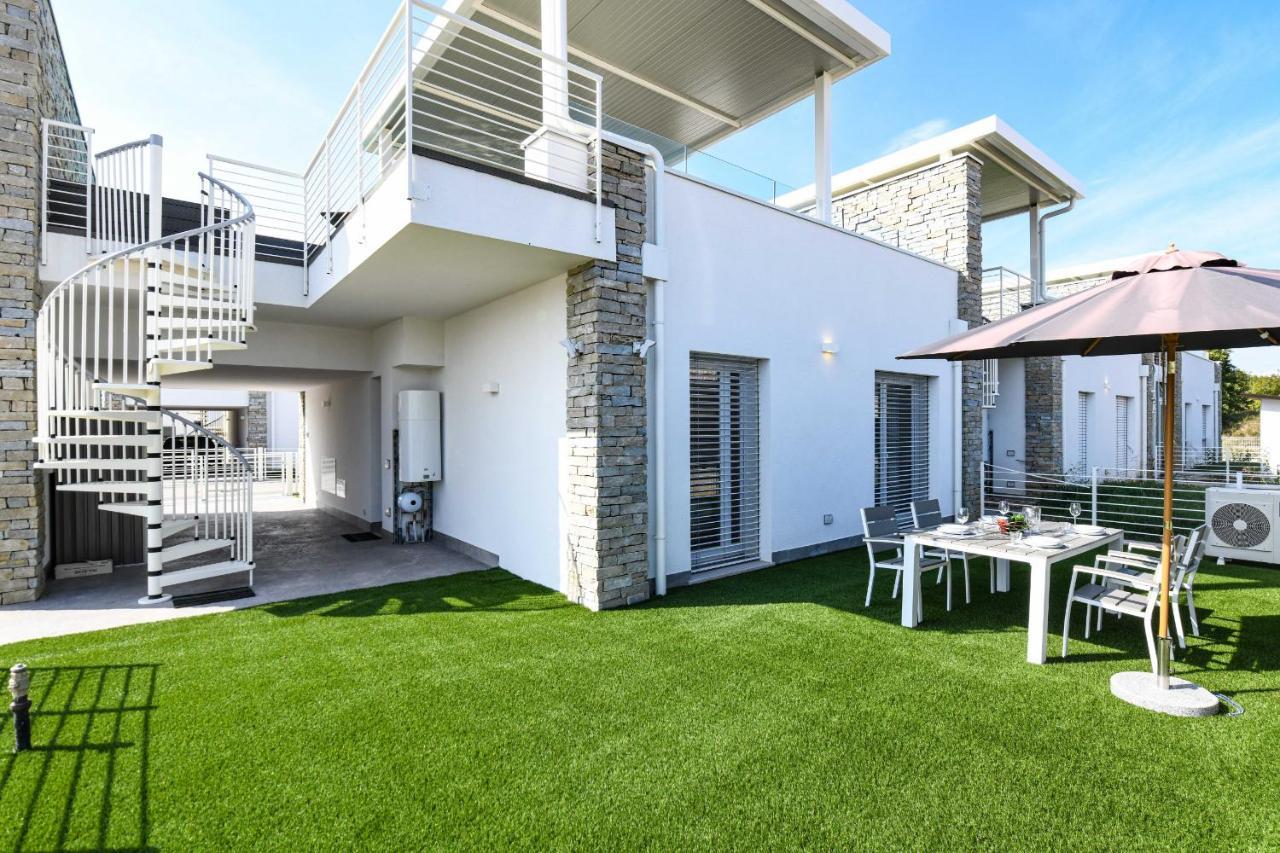 Villette Dolci Luxury Homes 페스키에라델가르다 외부 사진