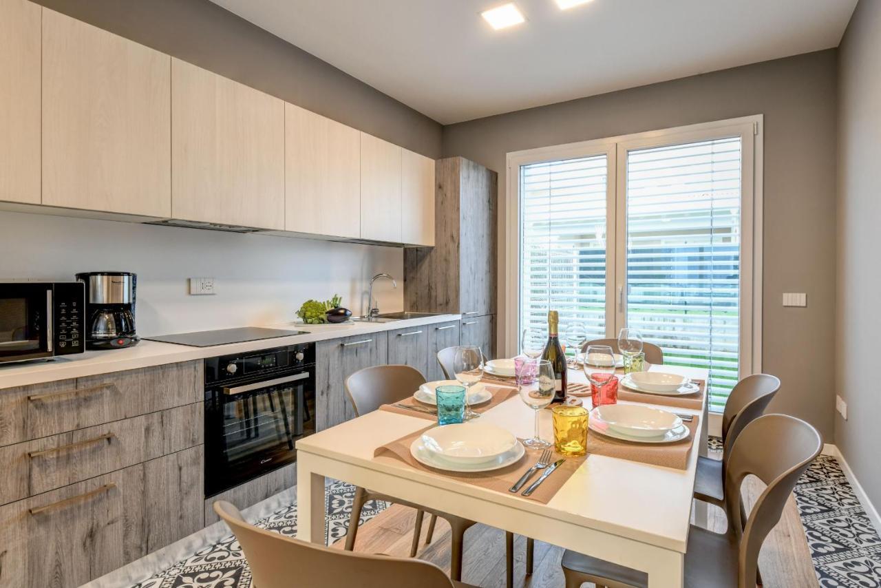 Villette Dolci Luxury Homes 페스키에라델가르다 외부 사진